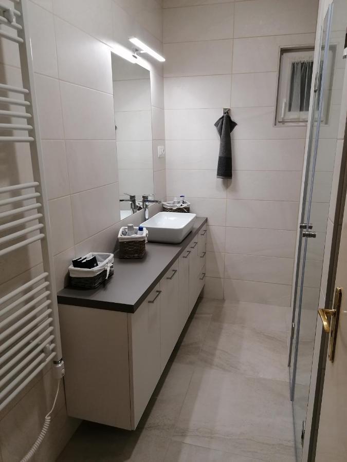 Magdi Apartman Balatonfured Exterior photo